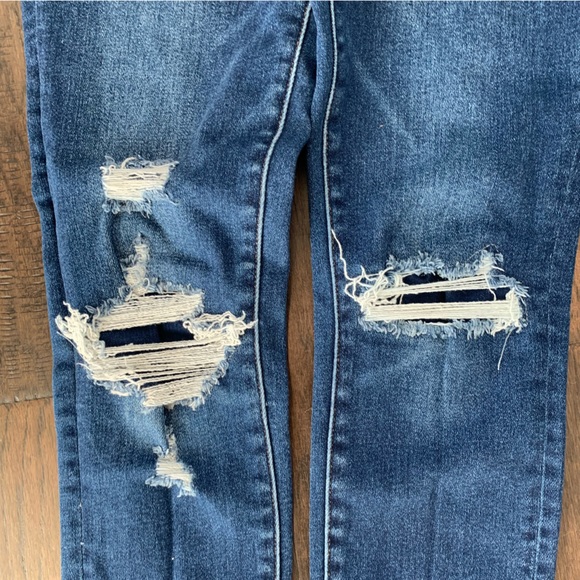 VERVET for Altr’d State Distressed Jeans 💙 - Picture 7 of 9